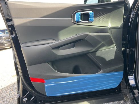 New 2026 Kia Sorento S image 8