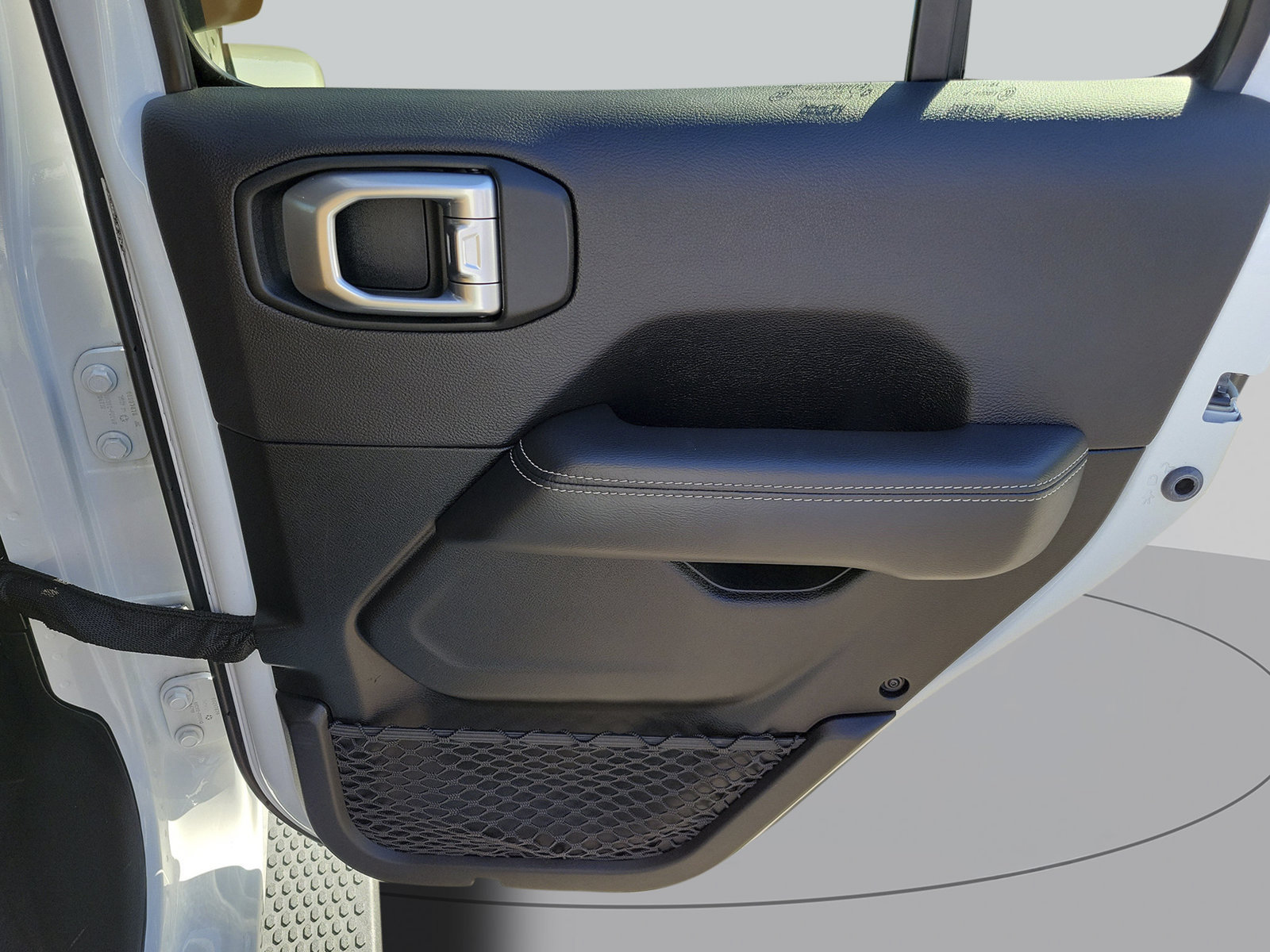 Used 2020 Jeep Wrangler Unlimited Sahara AWD/4WD image 36