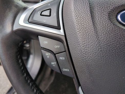 Used 2015 Ford Fusion SE w/ Equipment Group 201A image 13