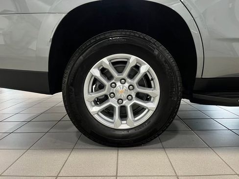 Certified 2026 Chevrolet Tahoe LT image 9