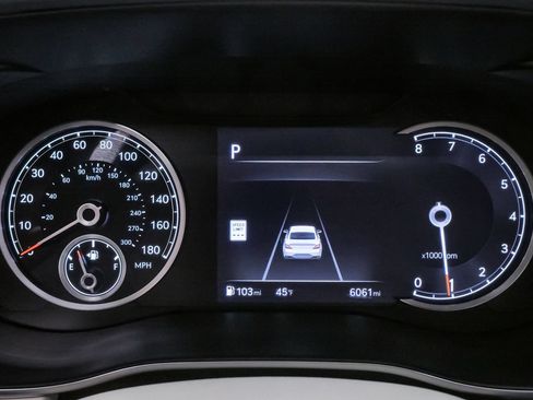 Certified 2026 Genesis G70 2.5T Prestige RWD image 19