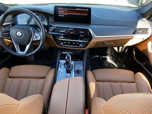 Used 2023 BMW 530i w/ Premium Package image 16
