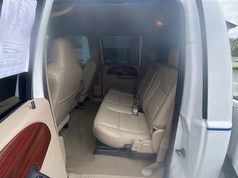 Used 2006 Ford F250 Lariat AWD/4WD image 17