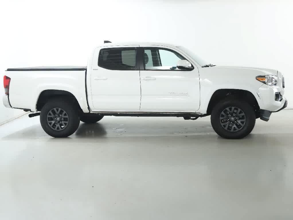 Certified 2023 Toyota Tacoma SR5 AWD/4WD image 11