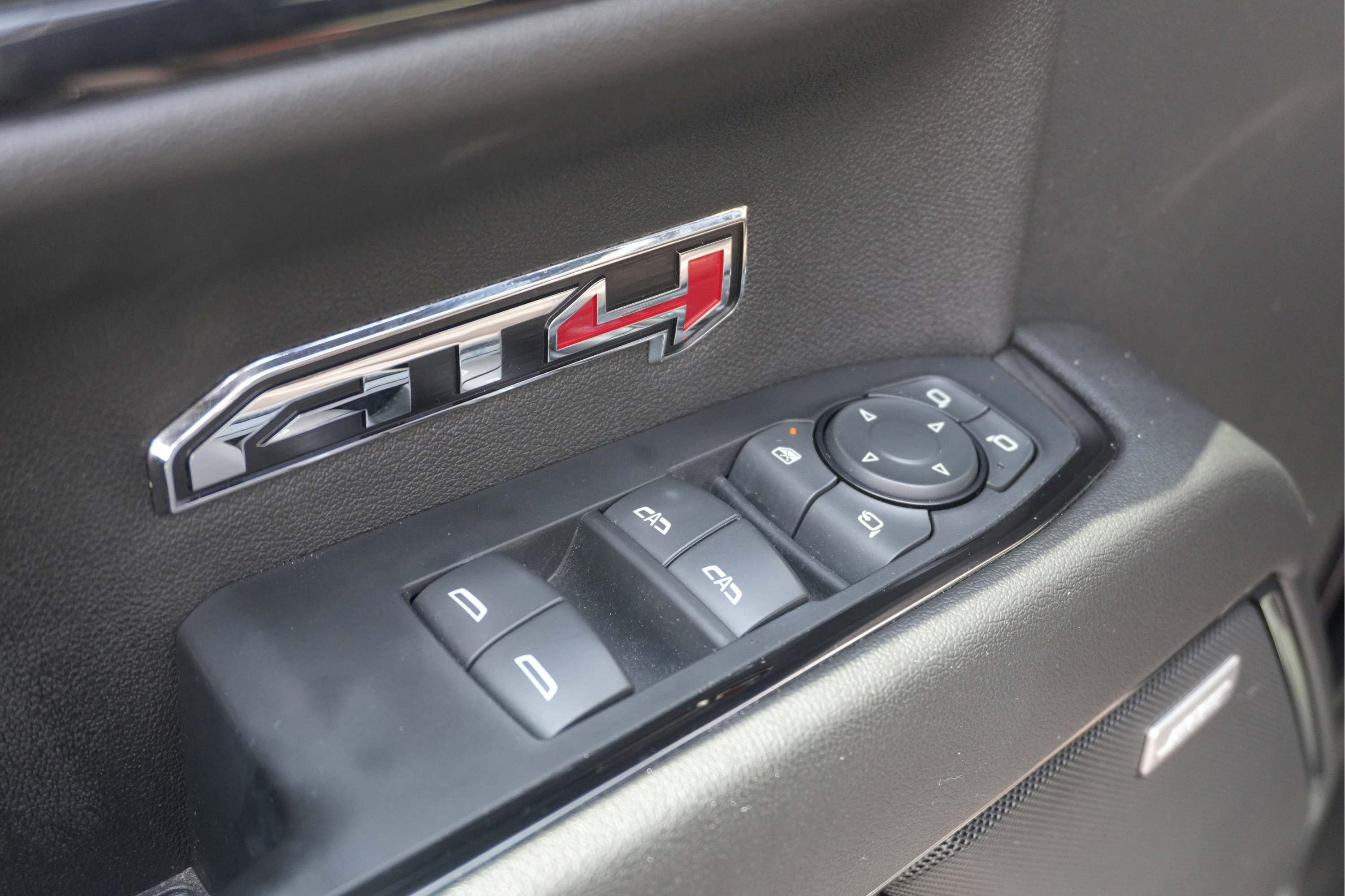 Used 2023 GMC Sierra 1500 AT4 w/ AT4 Premium Package AWD/4WD image 10
