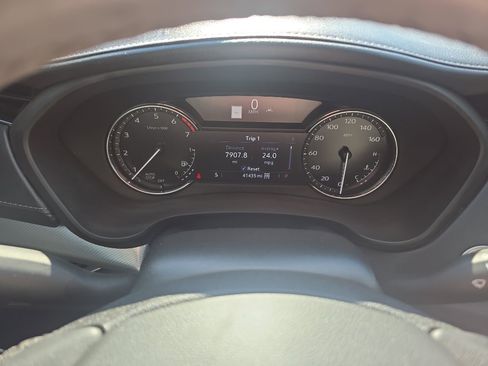 Used 2022 Cadillac XT4 Premium Luxury w/ Cold Weather Package image 19