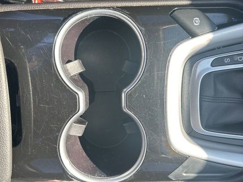 Used 2016 Ford Fusion SE w/ Equipment Group 201A image 7