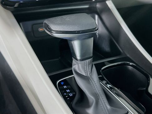 Used 2025 Hyundai Tucson SEL FWD image 24