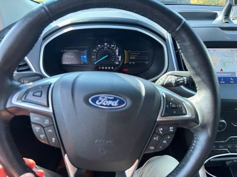 Used 2020 Ford Edge SEL w/ Convenience Package FWD image 20
