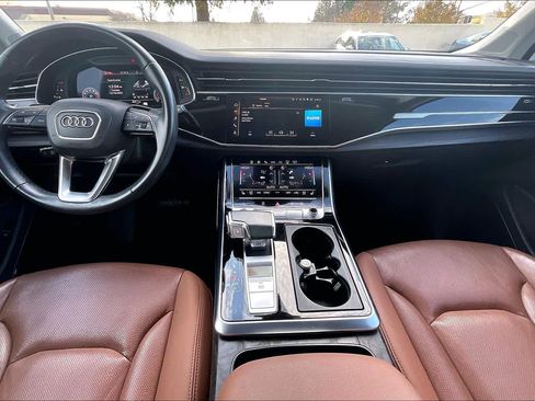 Used 2023 Audi Q7 3.0T Prestige image 16