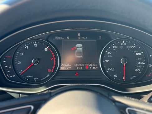 Used 2023 Audi A4 2.0T Premium w/ Convenience Package image 18