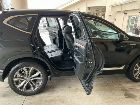 Used 2021 Honda CR-V Touring image 15