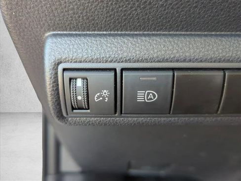 Certified 2025 Toyota Corolla LE image 18