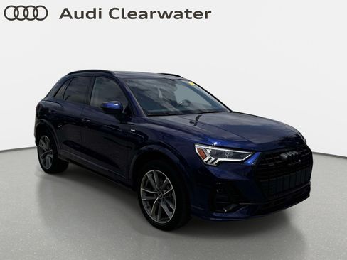 Certified 2025 Audi Q3 2.0T Premium w/ Convenience Package AWD/4WD image 4