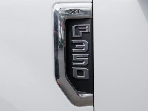 Used 2017 Ford F350 XL w/ Power Equipment Group image 45