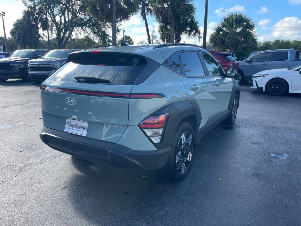 Used 2025 Hyundai Kona SEL FWD image 6