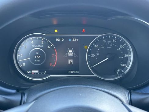 Certified 2025 Nissan Versa SV w/ Trunk Package image 27