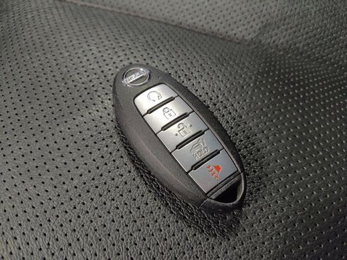 Used 2021 Nissan Murano SL w/ SL Moonroof Package image 32