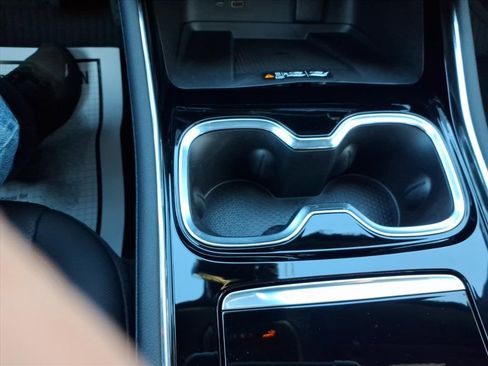 Used 2026 Chevrolet Traverse Z71 w/ Driver Confidence Package image 16