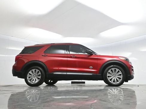 Used 2024 Ford Explorer King Ranch w/ Technology Package AWD/4WD image 64