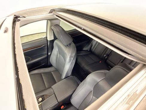 Used 2022 Lexus RX 350 AWD w/ Premium Package image 14