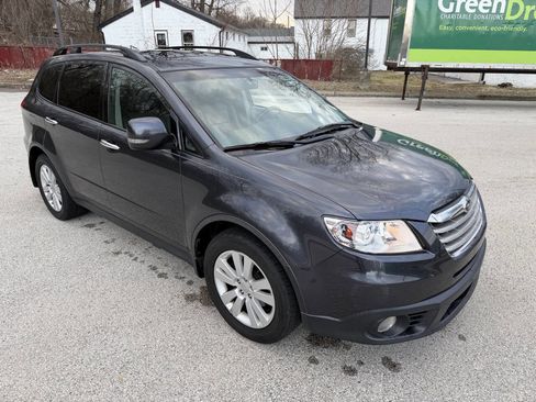 Used 2011 Subaru Tribeca Limited w/ PWR Moonroof Pkg image 2