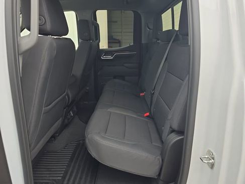 Used 2024 GMC Sierra 1500 SLE w/ Preferred Package image 24