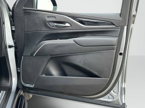 Used 2023 Cadillac Escalade ESV Sport image 23