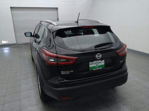 Used 2022 Nissan Rogue Sport SV FWD image 6