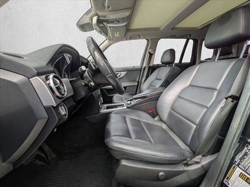 Used 2015 Mercedes-Benz GLK 350 4MATIC image 11