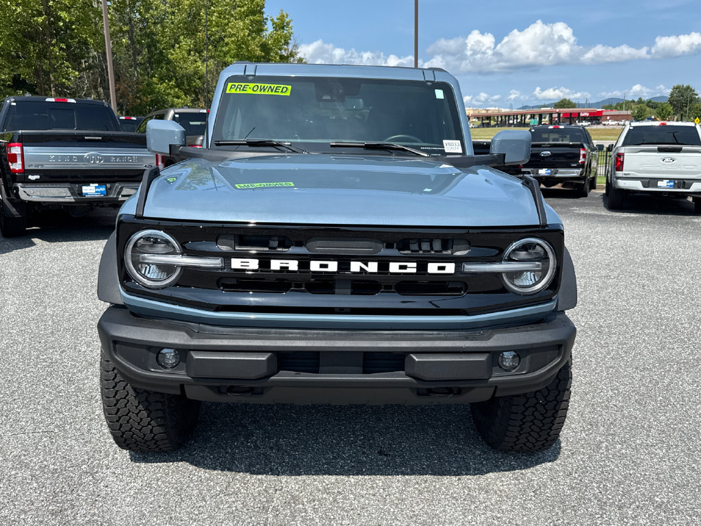 Used 2024 Ford Bronco Outer Banks w/ Sasquatch Package AWD/4WD image 2