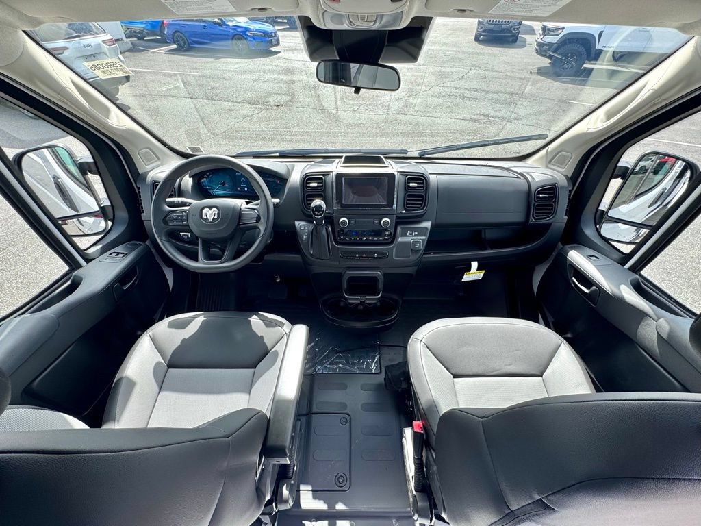 Used 2025 RAM ProMaster 3500 FWD image 14