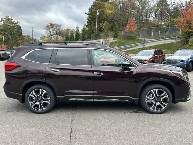 Certified 2025 Subaru Ascent Touring AWD/4WD image 3