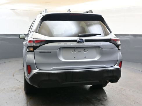 Certified 2025 Subaru Forester Premium image 4