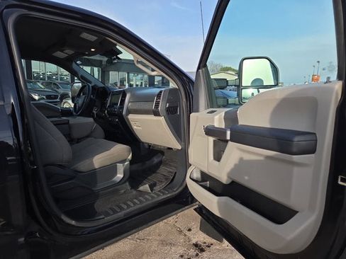 Used 2022 Ford F350 XLT image 13