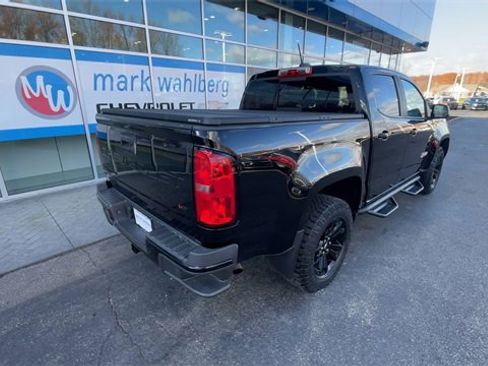 Used 2021 Chevrolet Colorado Z71 w/ Z71 Midnight Edition image 8