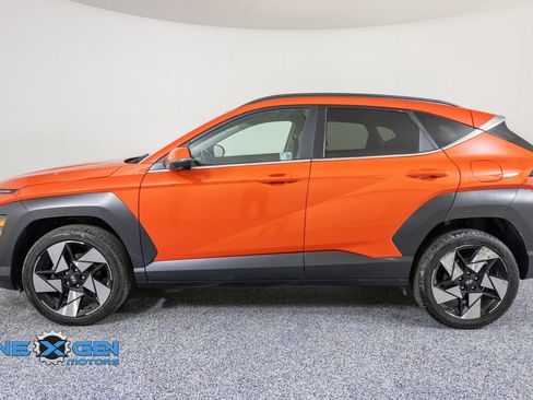 Used 2024 Hyundai Kona Limited AWD/4WD image 4