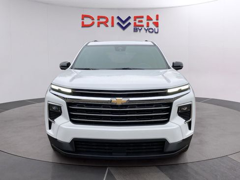 New 2026 Chevrolet Traverse LT w/ Sun and Wheel Package image 8