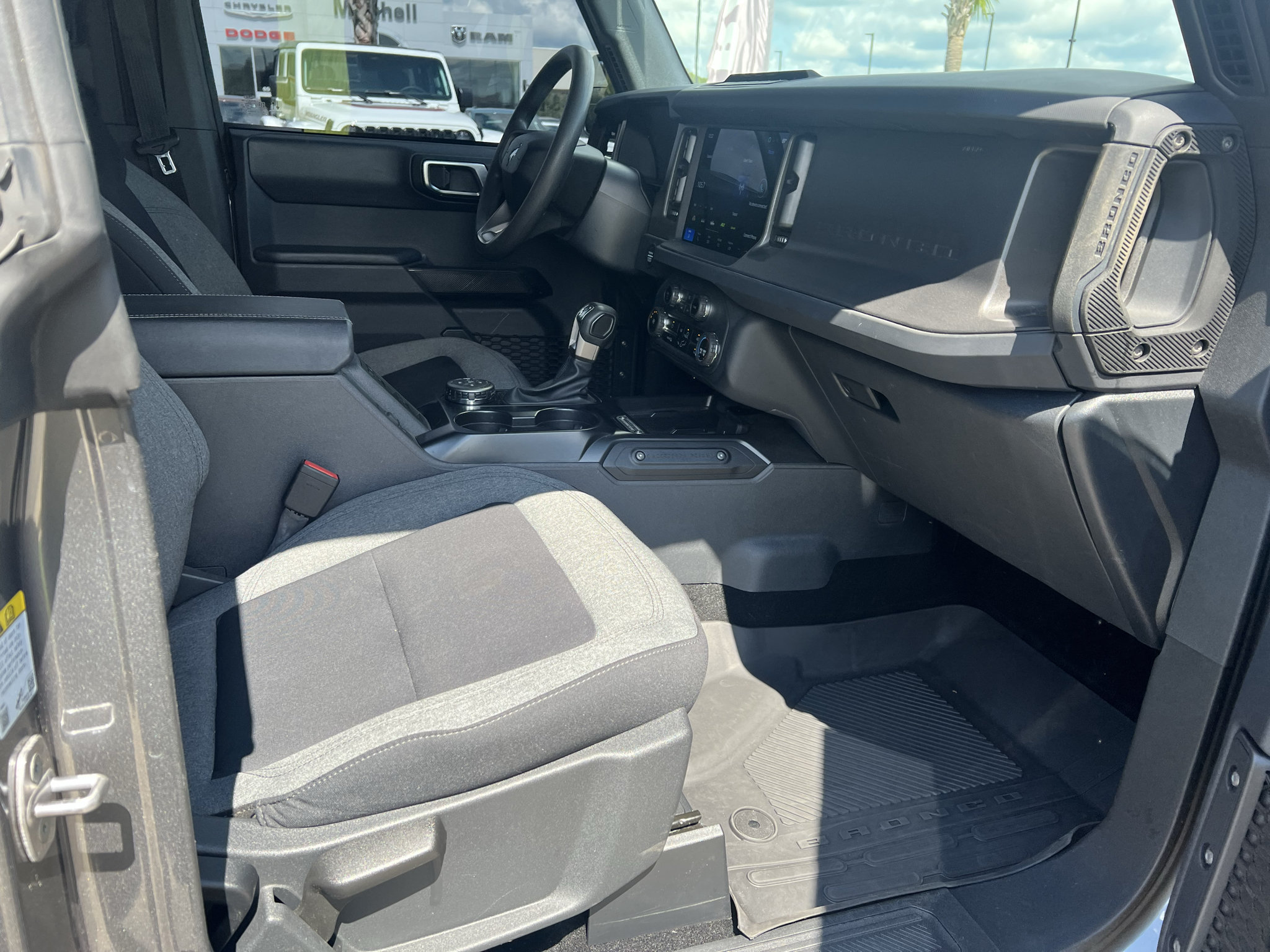 Used 2025 Ford Bronco 4-Door w/ Sasquatch Package AWD/4WD image 19