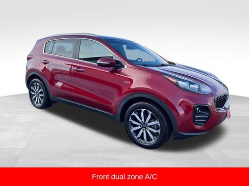 Used 2017 Kia Sportage EX w/ EX Technology Package image 9