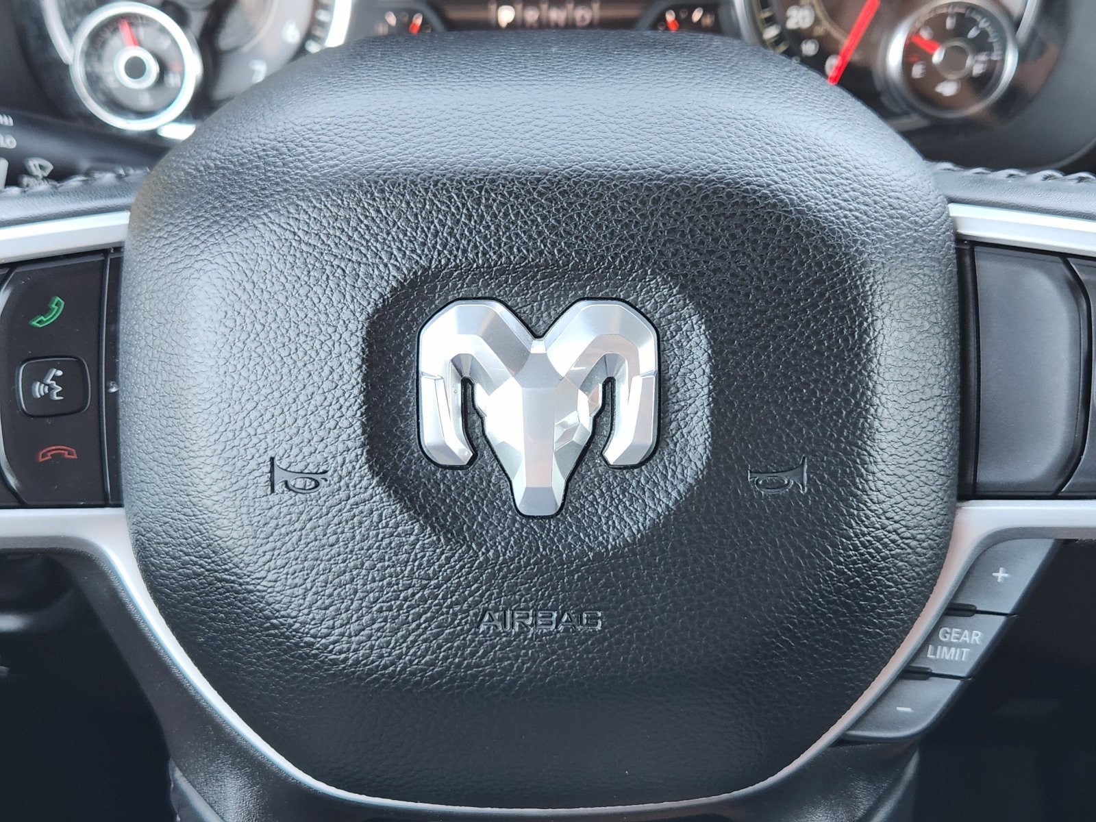 Used 2022 RAM 1500 Lone Star AWD/4WD image 40
