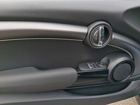 Used 2024 MINI Cooper S FWD image 9