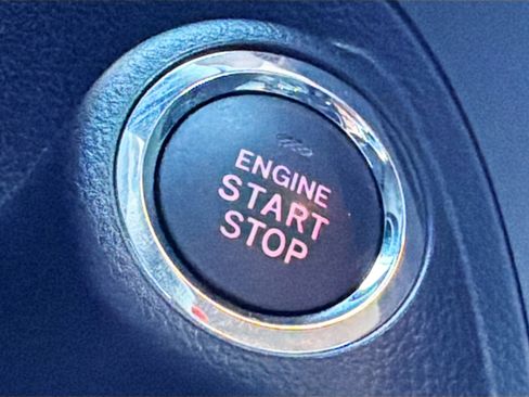 Used 2024 Subaru Crosstrek 2.0i Premium image 35