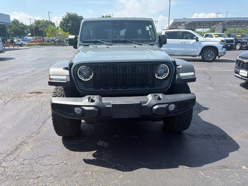 Used 2024 Jeep Wrangler Unlimited Sport AWD/4WD image 6