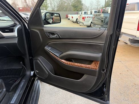 Used 2017 Chevrolet Tahoe Premier RWD image 11