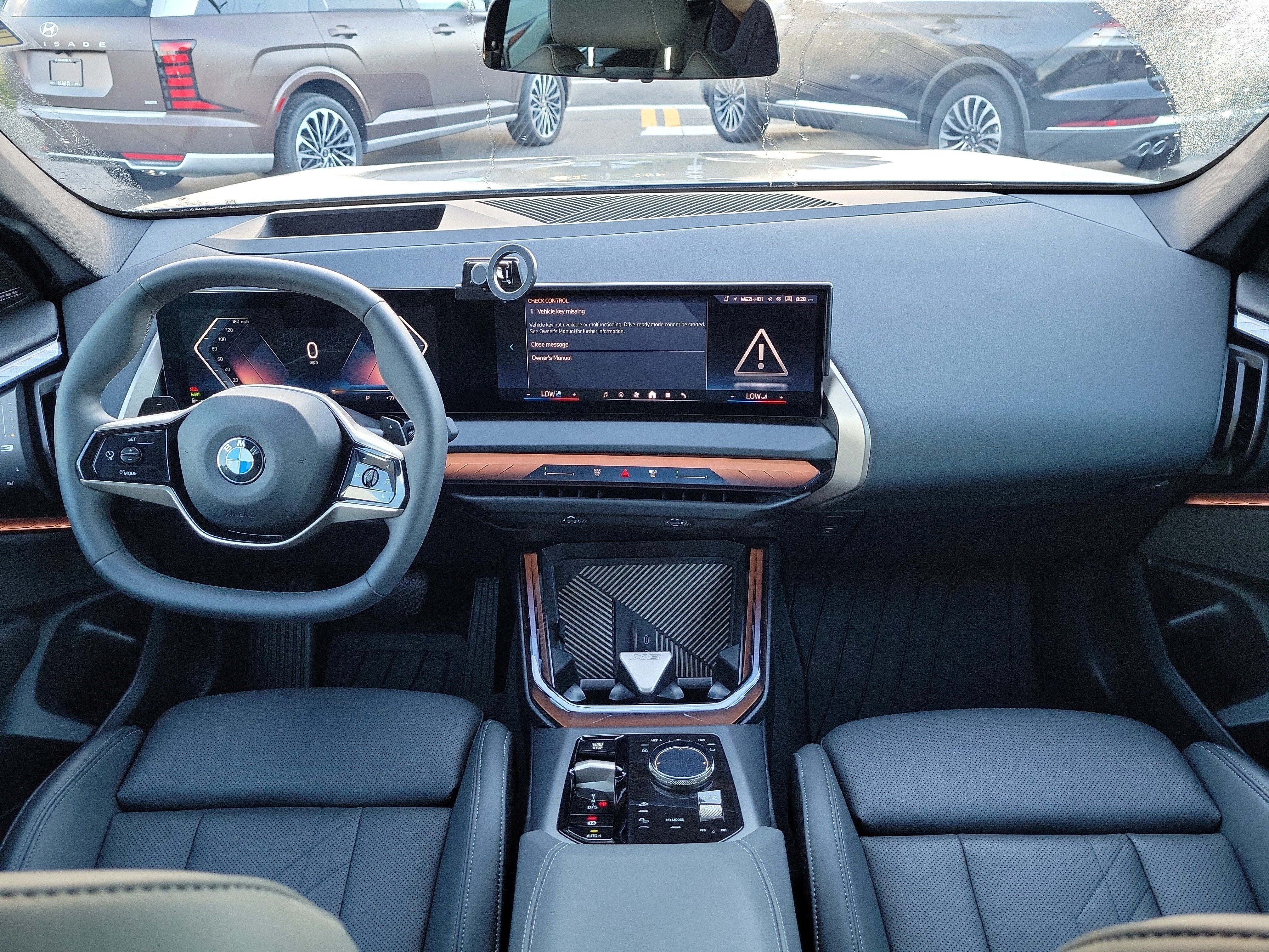 Used 2025 BMW X3 xDrive30i w/ Premium Package AWD/4WD image 18