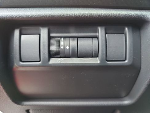 New 2026 Subaru Crosstrek 2.0i Premium AWD/4WD image 30