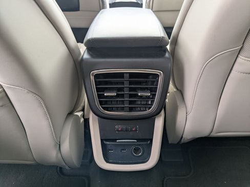 Used 2019 Lincoln Nautilus Reserve image 22