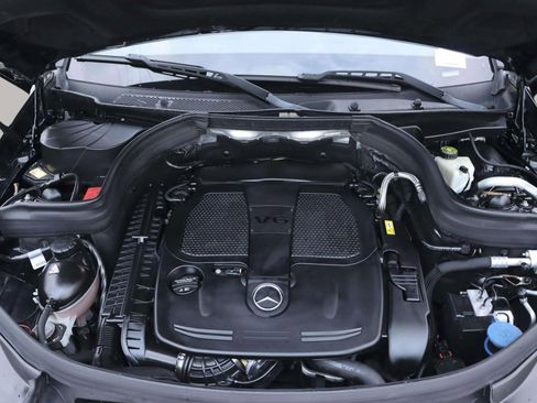 Used 2015 Mercedes-Benz GLK 350 GLK 350 Sport Utility 4D image 34
