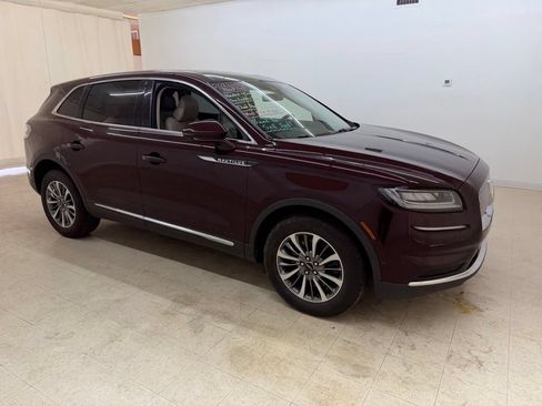 Used 2022 Lincoln Nautilus Reserve AWD/4WD image 7